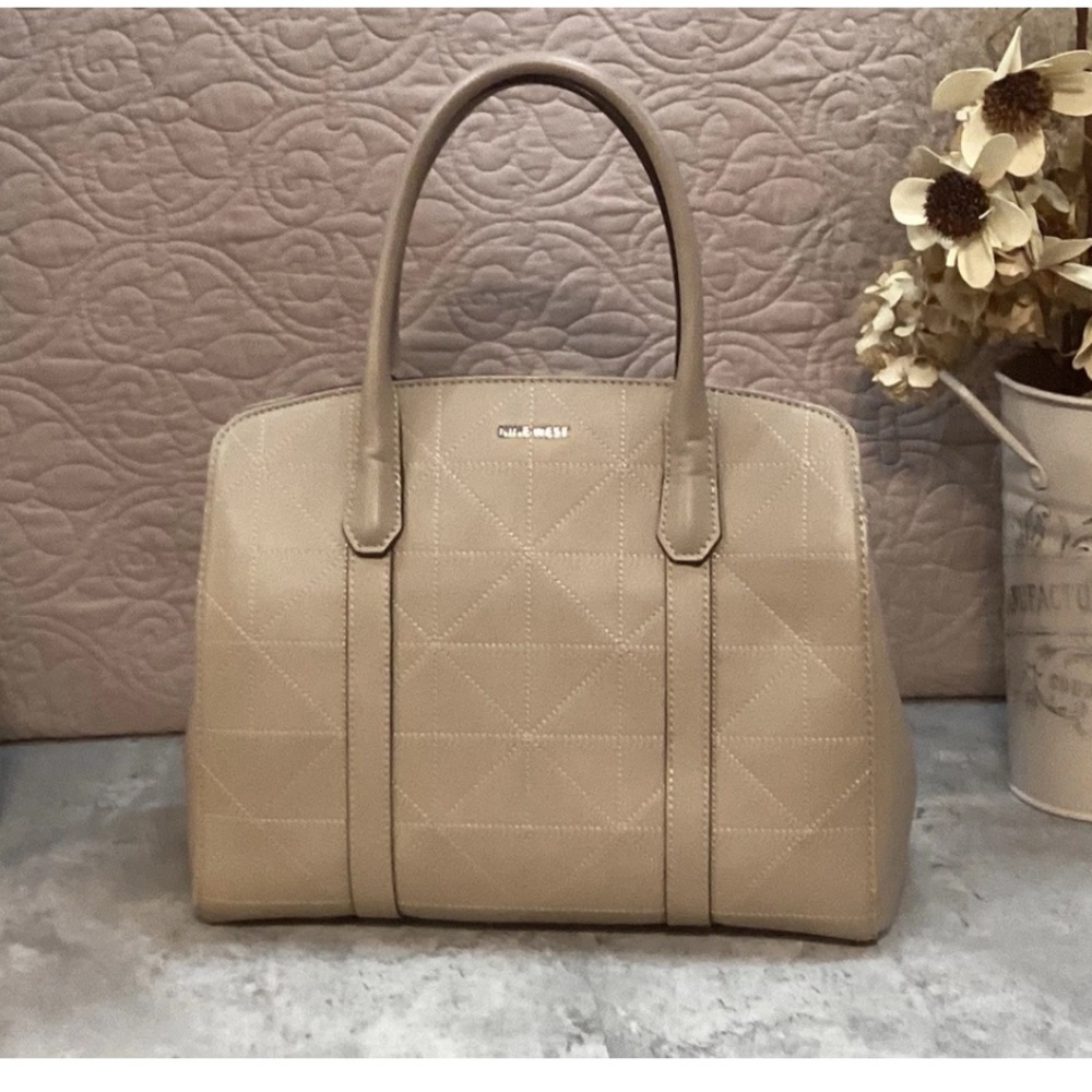 Nine West Beige Structured Satchel – Elegant Everyday Tote Stiched Quilt Design